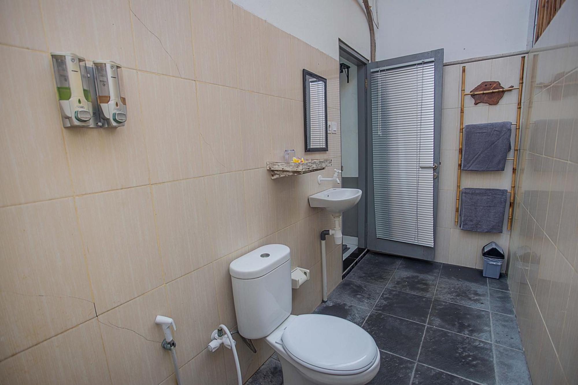 Jeje Fortis Guest House Нуса-Лембонган Екстер'єр фото